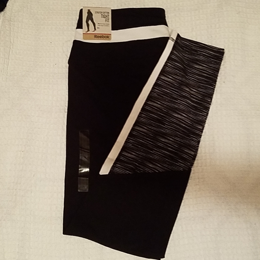 NWOT Reebok Black L Yoga Pants, Leggings